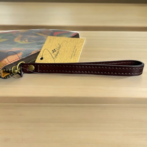 Patricia Nash Cassini Wristlet Winter Bloom NWT - Picture 8 of 13